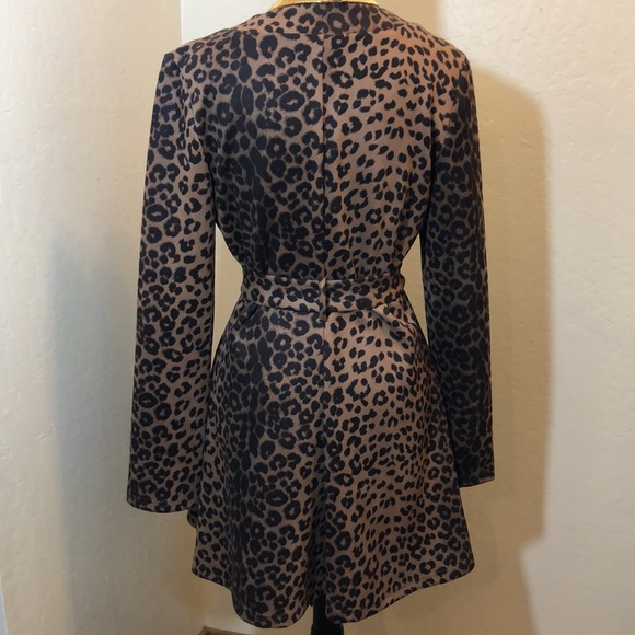 Triple Seven Long Sleeve Leopard Printed Size M. - Picture 8 of 15